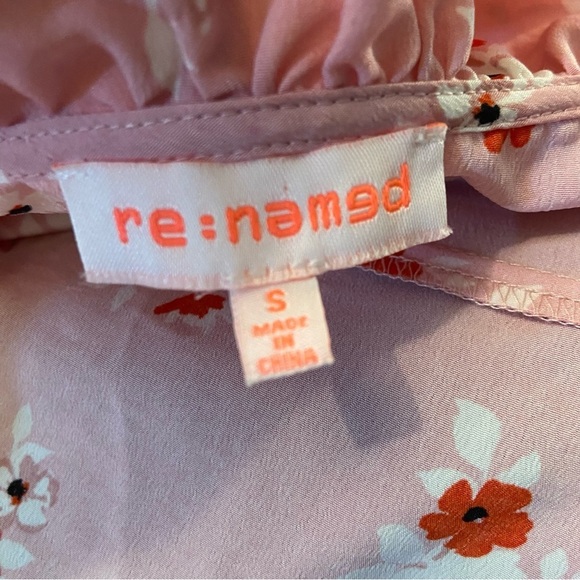 🛍️3/$30 Renamed  frilly ruffled pink floral retro wrap dress in size small - Picture 7 of 9